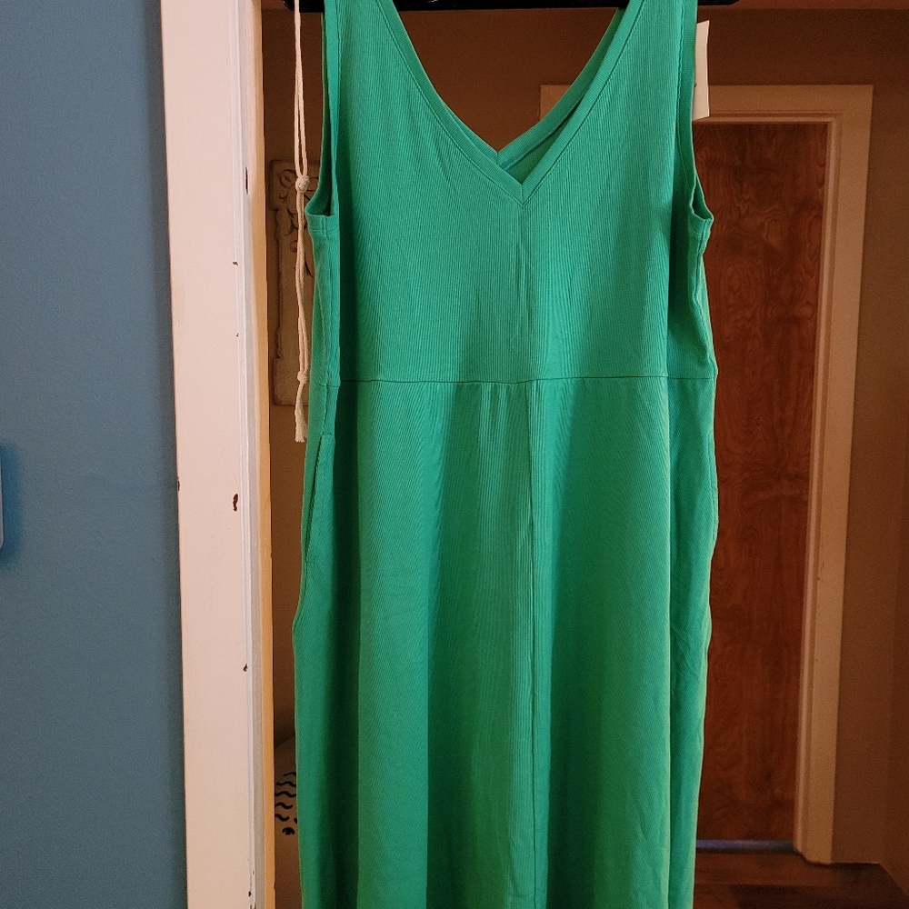 Green dress